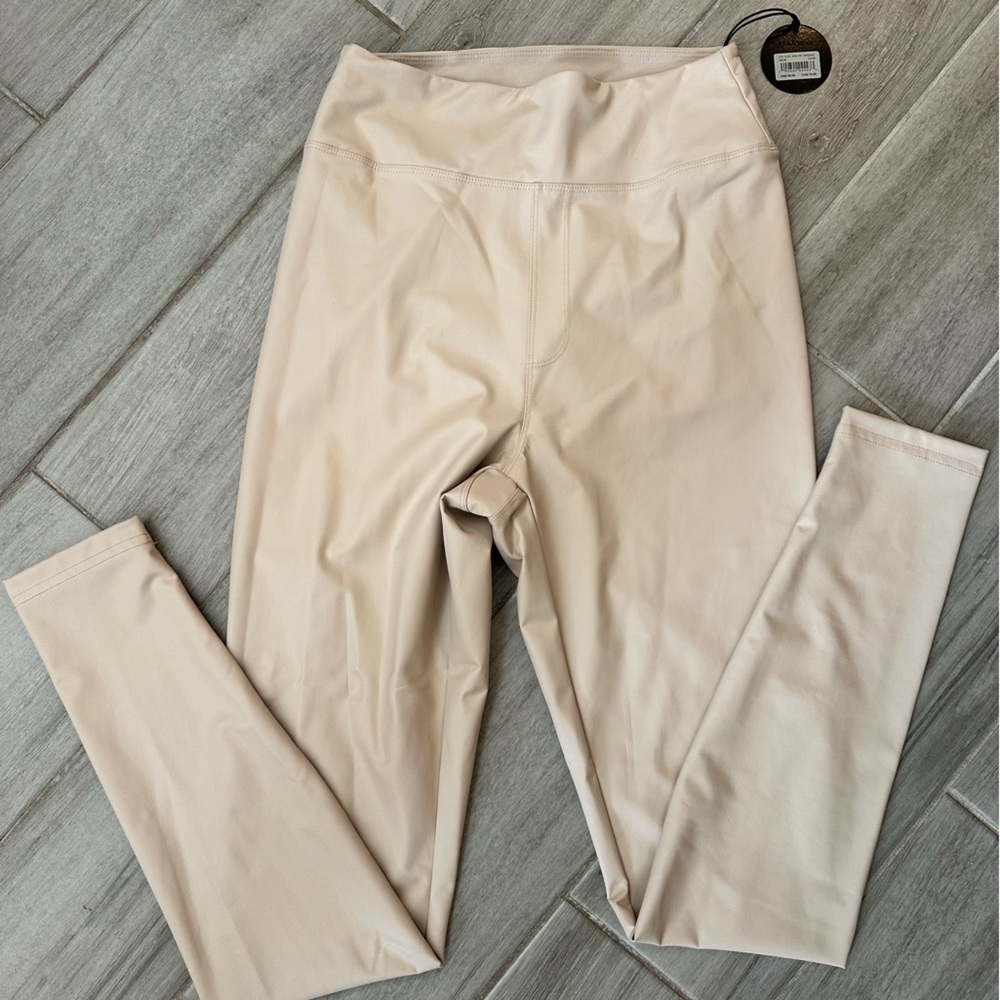 Offline by Aerie Light Beige High-Waisted Leggings